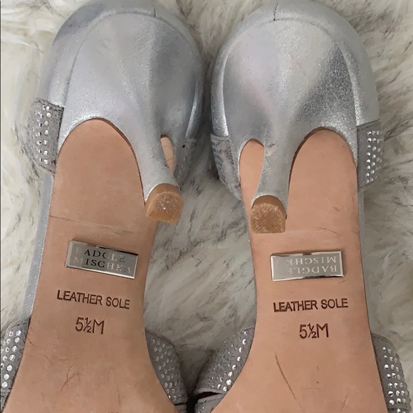 Crystal Embellished Badgley Mischka Heels - Picture 7 of 7